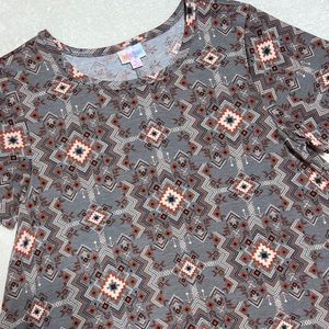 Geometric Pattern LuLaRoe Carly High Low T-Shirt Dress B4